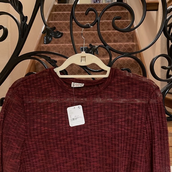 [SOLD]NWT/ Intimately Free People Ribbed Knit Long Sleeve Top - Picture 5 of 9